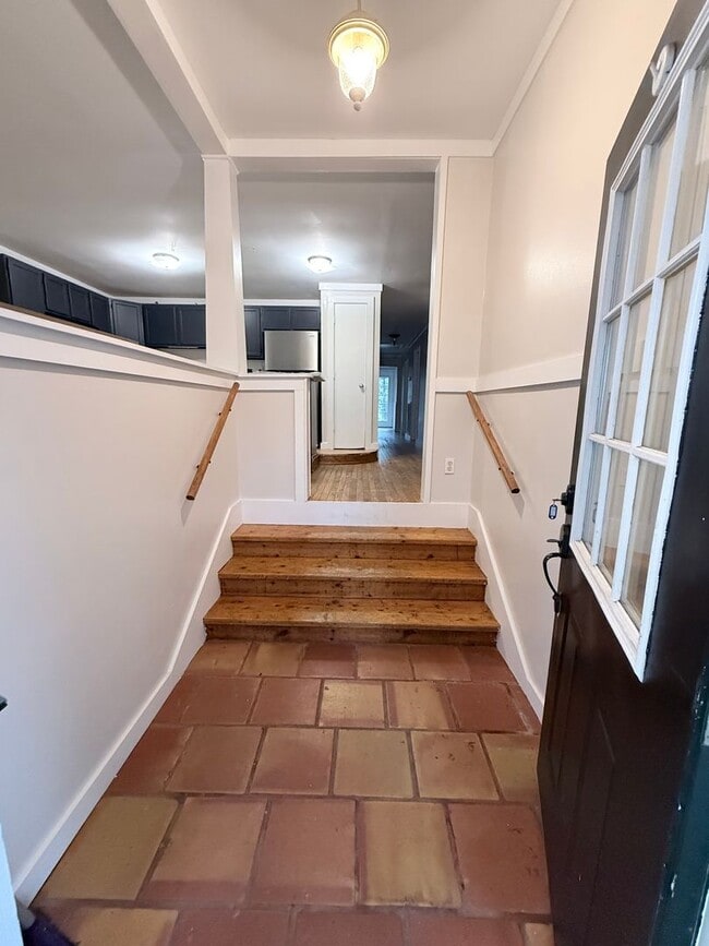 Building Photo - Three Bedroom Home in the Heart of Port Royal