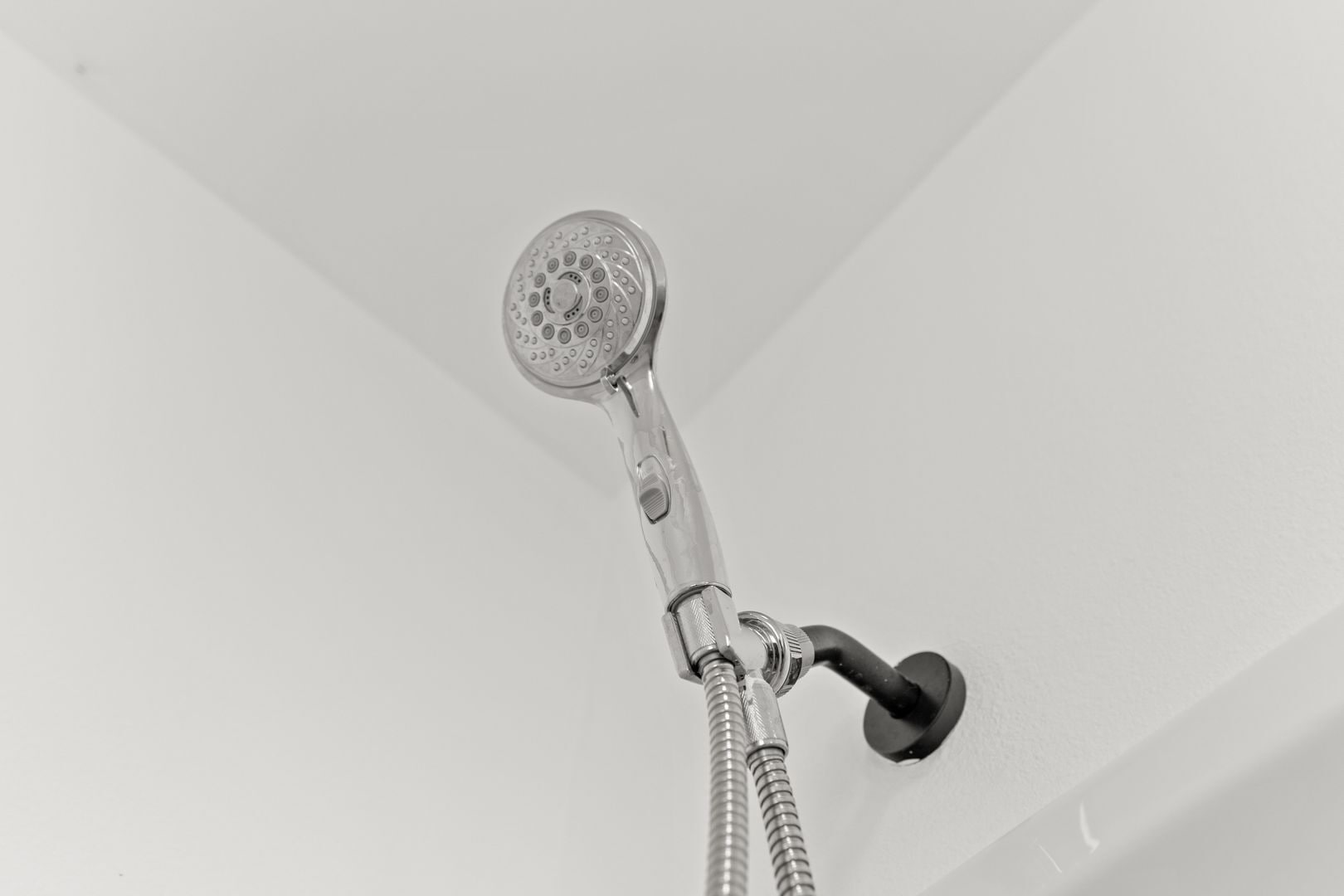 Building Photo - 526 Magnolia Ave