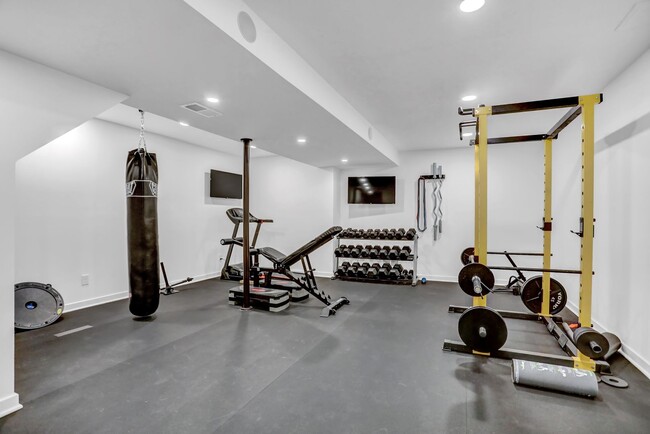 Building Photo - An Unbelievable Rental Opportunity – Grand...