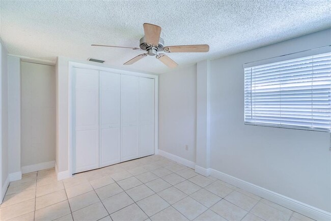 Building Photo - 3315 W Empedrado St