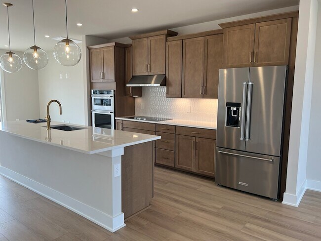 Building Photo - 2615 Wilkinson Pike