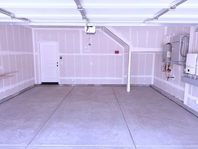 Building Photo - 6461 W Austin Wy