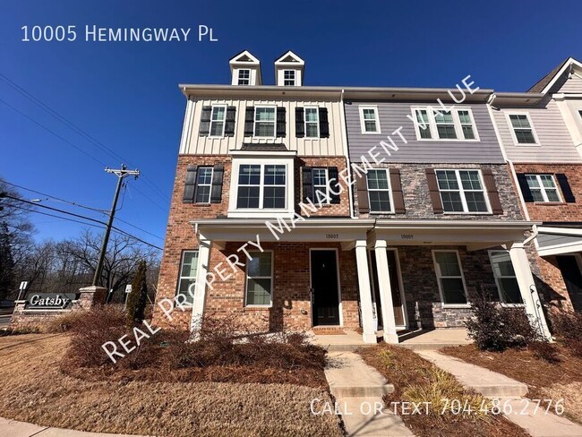 Primary Photo - Immaculate townhome with plenty of rooms a...