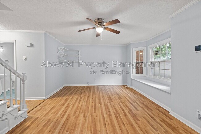 Building Photo - 207 Bay Dr