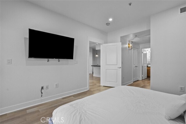 Building Photo - 24507 Town Center Dr