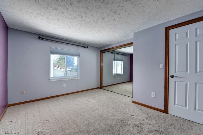 Building Photo - 13286 Boston Rd
