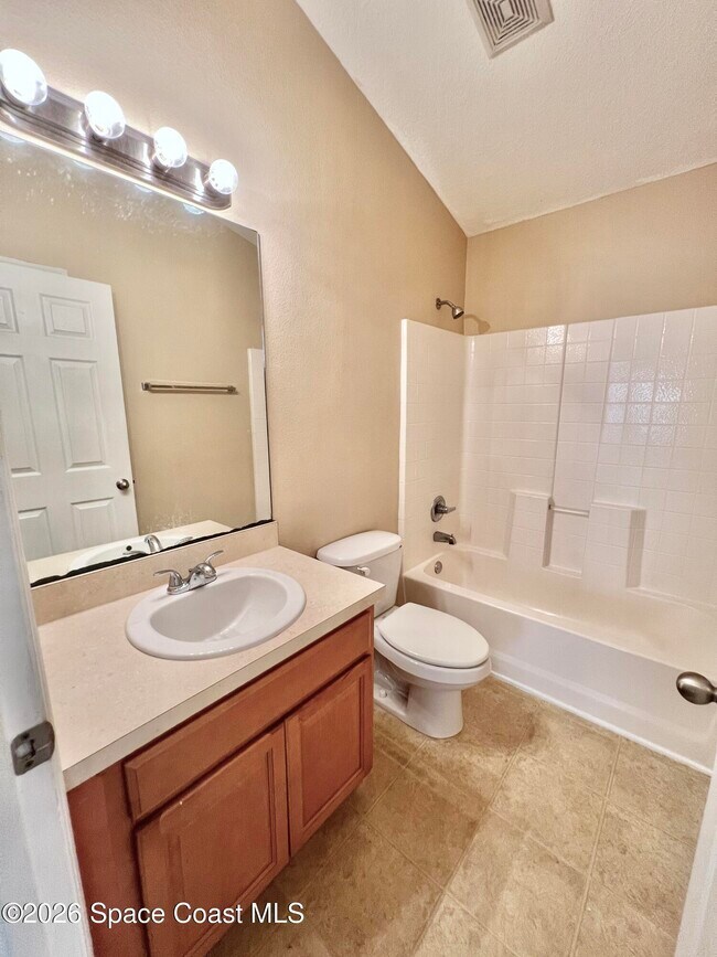 Building Photo - 441 Loxley Ct