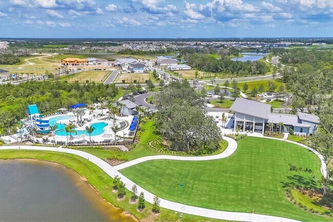 Building Photo - 10108 Hammock Brook Dr