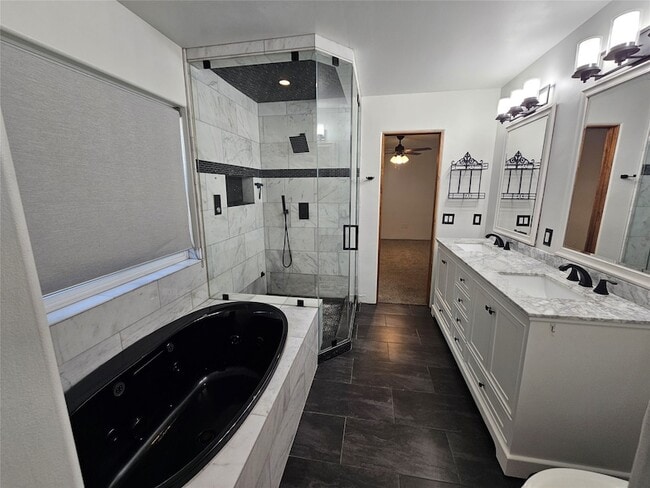 Building Photo - 7524 Kachina Loop