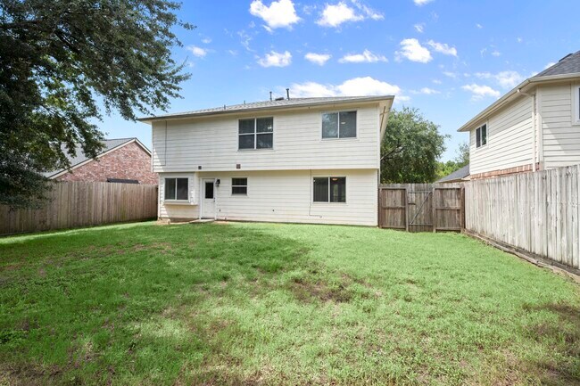 Building Photo - 8723 Creek Willow Dr