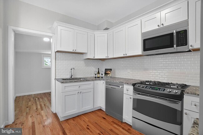 Building Photo - 4324 Otter St