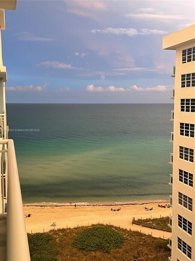 Primary Photo - 6969 Collins Ave