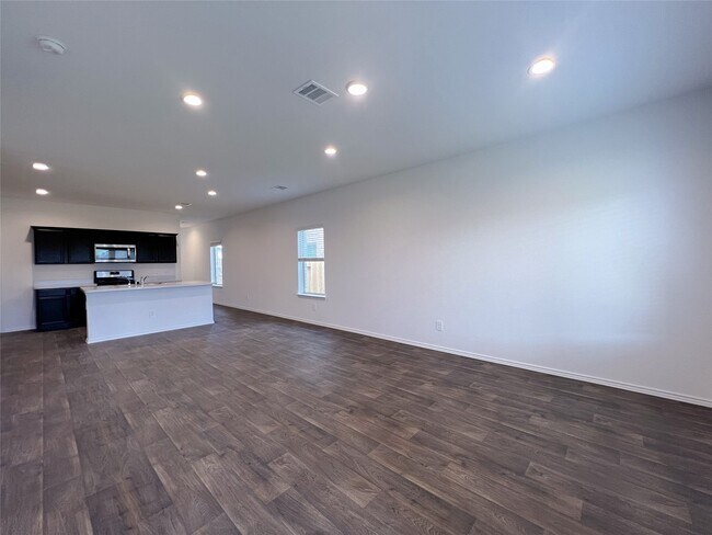 Building Photo - 14927 Cypress Holw Dr