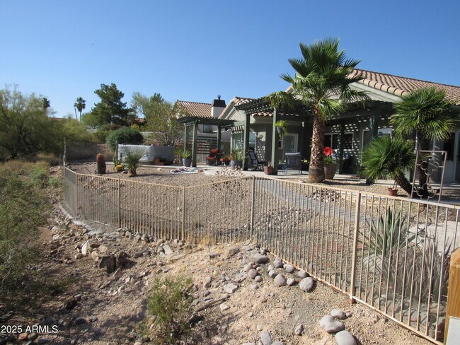 Building Photo - 15759 E Echo Hill Dr