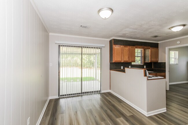 Building Photo - Inviting 3-Bedroom Home in Hephzibah, GA