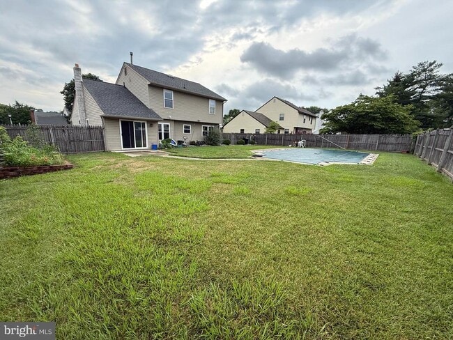 Building Photo - 104 Apley Dr