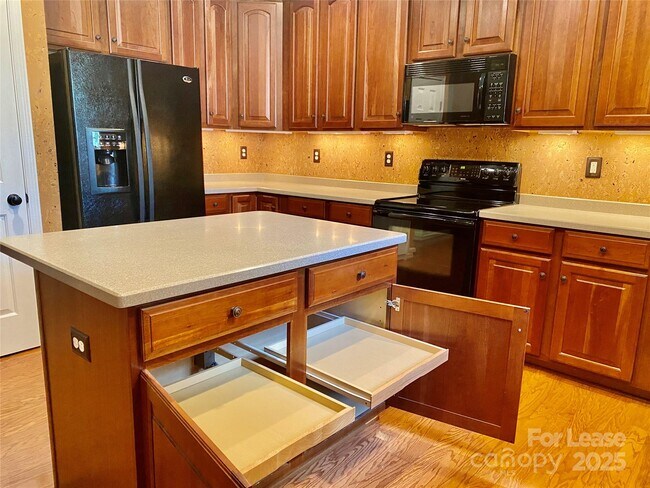 Building Photo - 5232 Berkeley Estates Dr