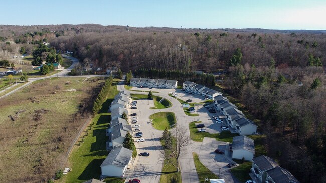 Building Photo - 3797 Vale Dr