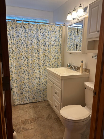 Building Photo - 3079 Maqua Pl