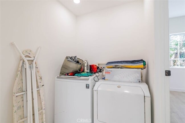 Building Photo - 13716 Judd St