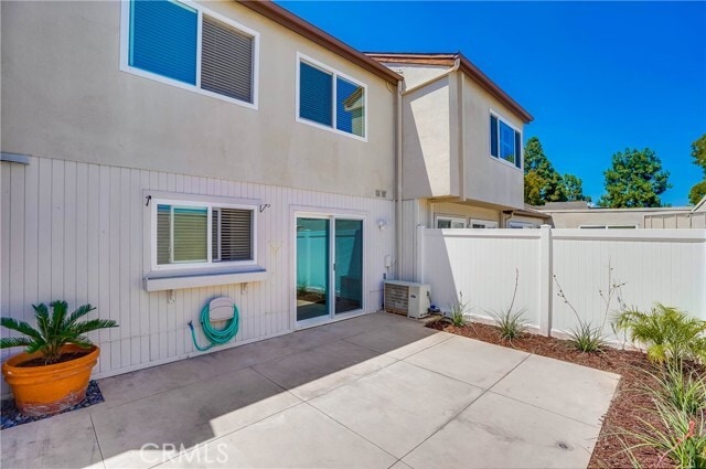 Building Photo - 28619 Friarstone Ct