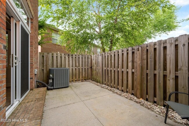 Building Photo - 5147 Exton Park Loop