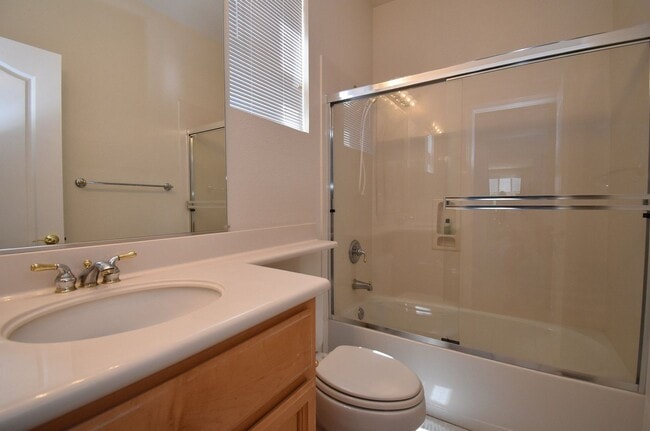 Building Photo - $4,490 / 5BR -2459 S.F. - STUNNING UNION C...