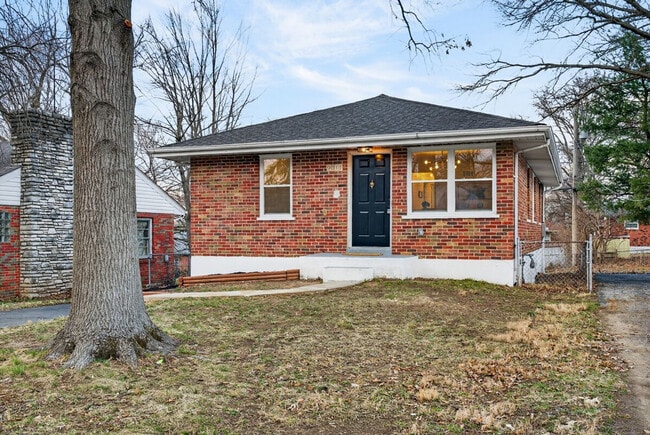 Building Photo - 3831 Brown Rd