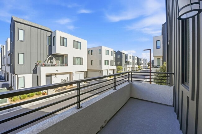 Building Photo - 2361 Acara Cir