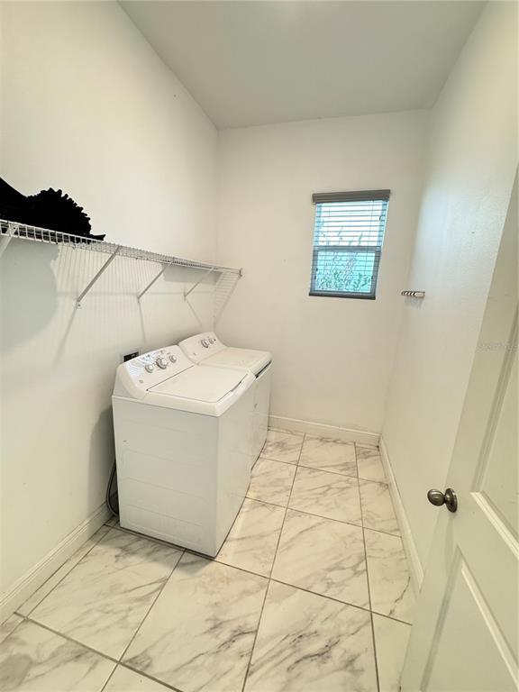 Building Photo - 5371 Jubiloso Dr