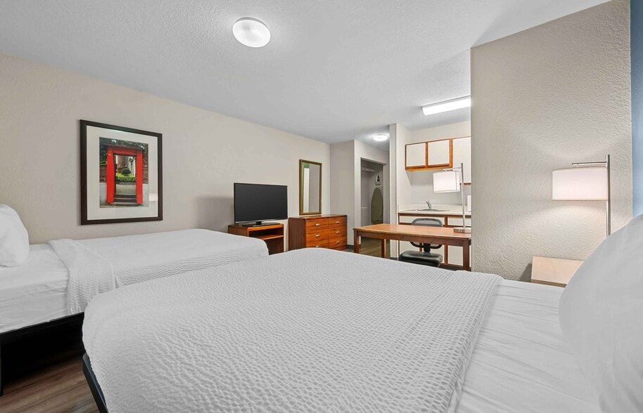 Building Photo - Furnished Studio-Fort Wayne - North