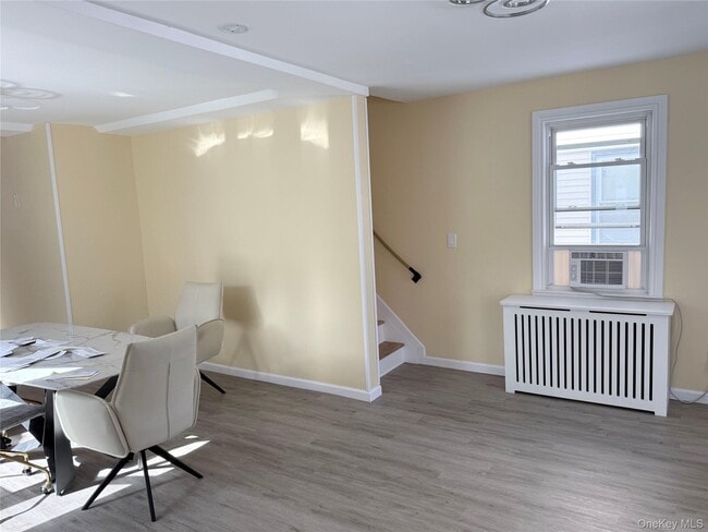 Building Photo - 363 Hewlett Pkwy