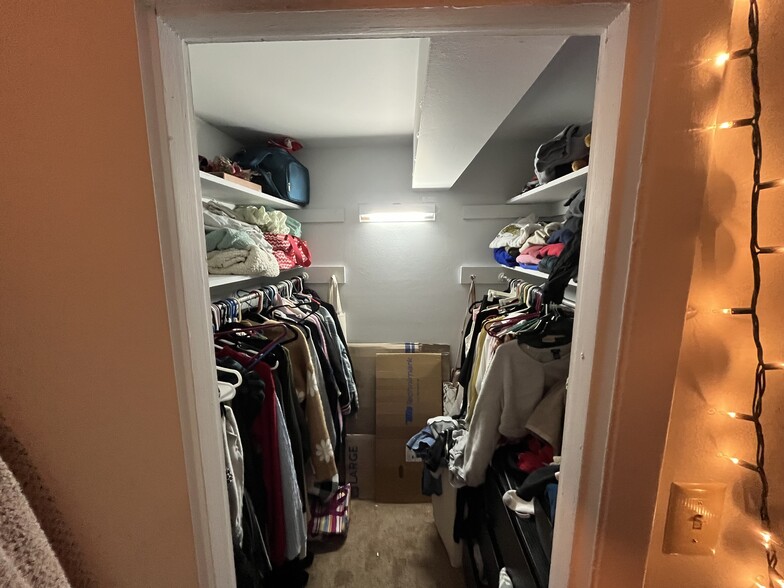 Both second floor bedrooms have walk in closets. - 73 E Frambes Ave