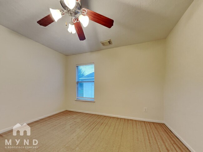 Building Photo - 17934 Barton Ridge Ln