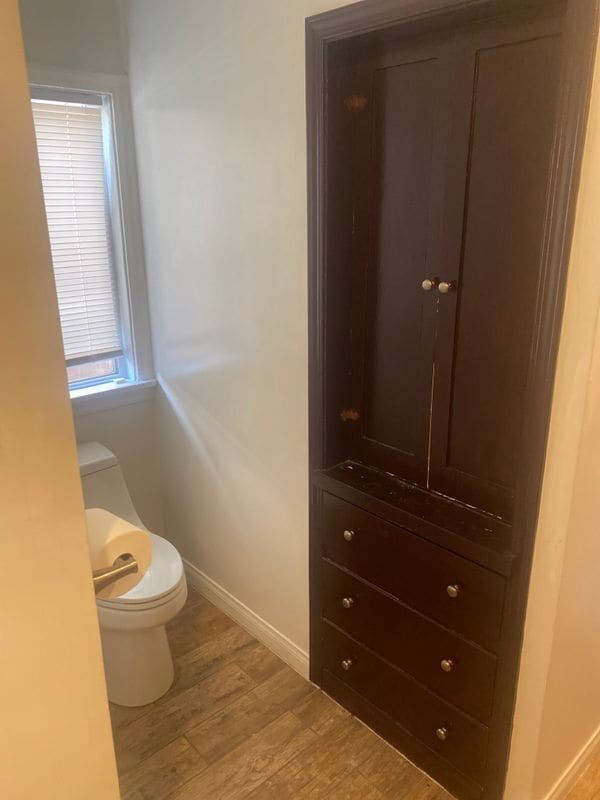 Building Photo - 3519 E 8th St