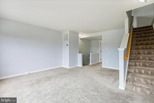 Building Photo - 8360 Hunter Murphy Cir