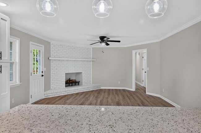 Building Photo - 9512 Heathwood Dr