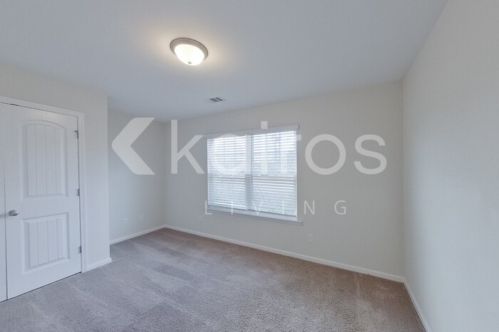 Building Photo - 101 Ebenezer Blf Wy