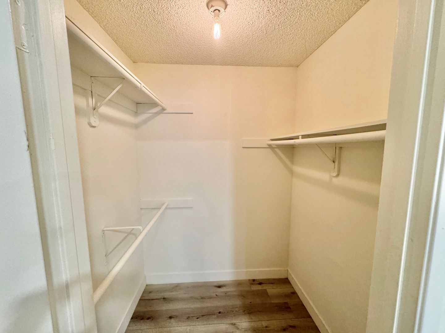 Building Photo - 3546 Hughes Ave