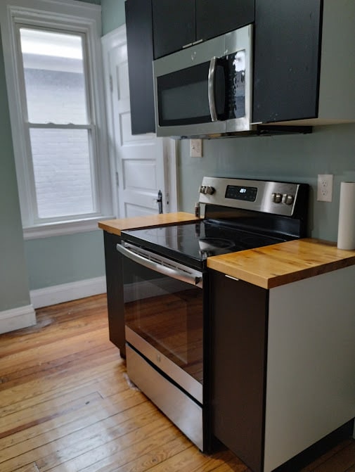 Building Photo - 503 Wallace Ave