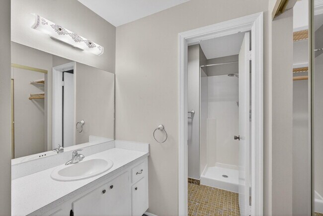 Building Photo - 12416 FL A1AAlt