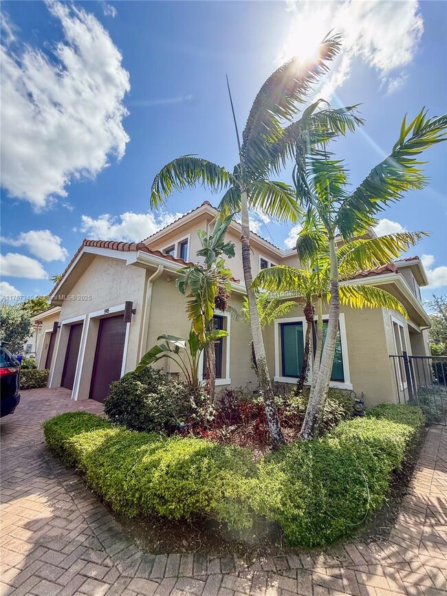 Building Photo - 5915 Brookfield Cir