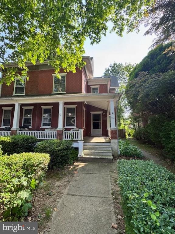 Building Photo - 508 S Walnut St