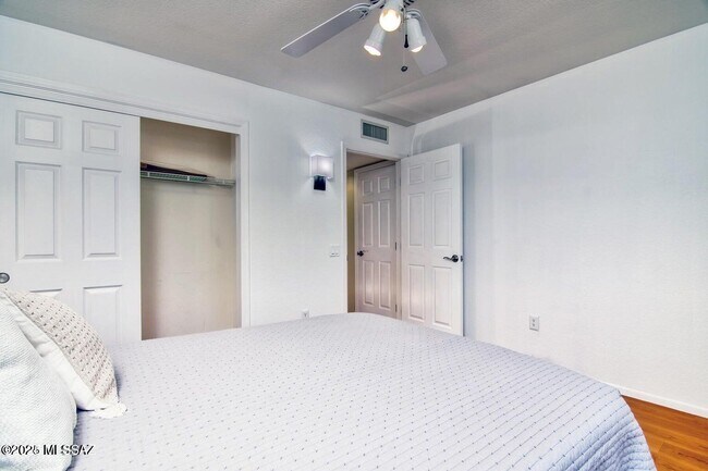 Building Photo - 14582 N Alamo Canyon Dr