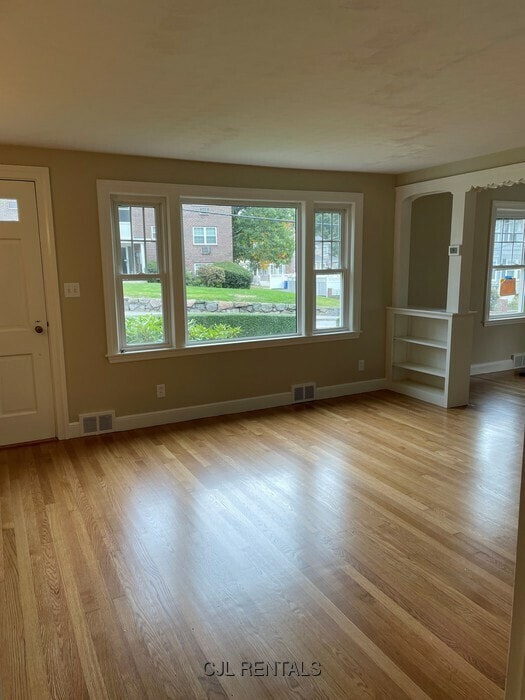 Building Photo - 144 Summer St