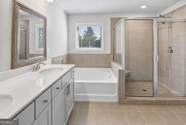 Building Photo - 205 Orchard Trail