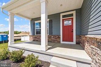 Building Photo - 105 Weston Dr