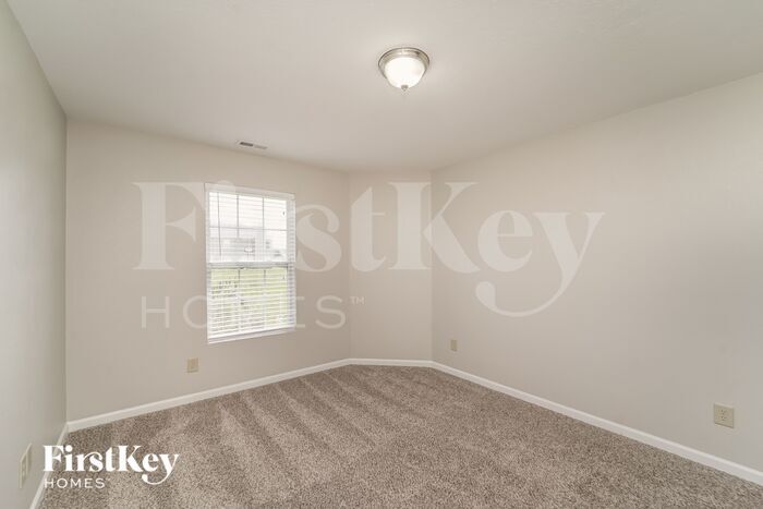 Building Photo - 1112 Rainier Ln