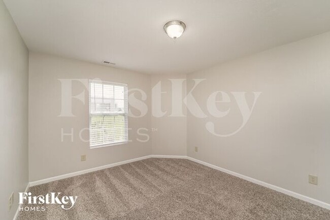 Building Photo - 1112 Rainier Ln