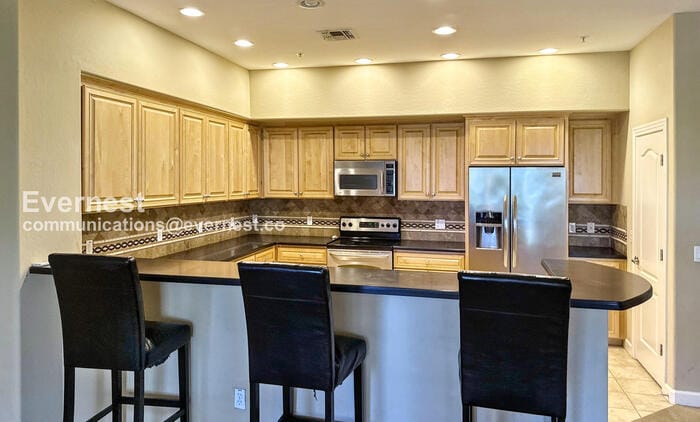 Building Photo - 4777 S Fulton Ranch Blvd